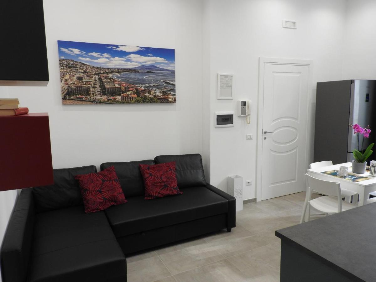 Napoli Centrale Suite Exterior photo